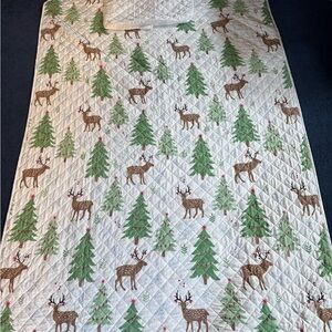 Great Bay Home Christmas Trees Reversible Quilt 66”x 90”single bed w/ pillow cov